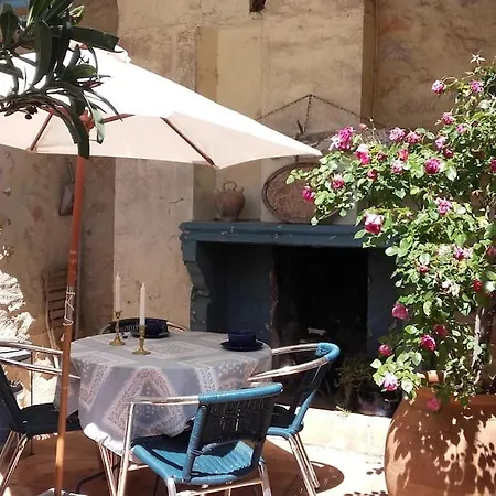 La Maison Bleue Holiday home *